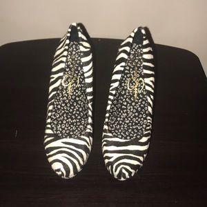 Jessica Simpson size 7.5 zebra print heels